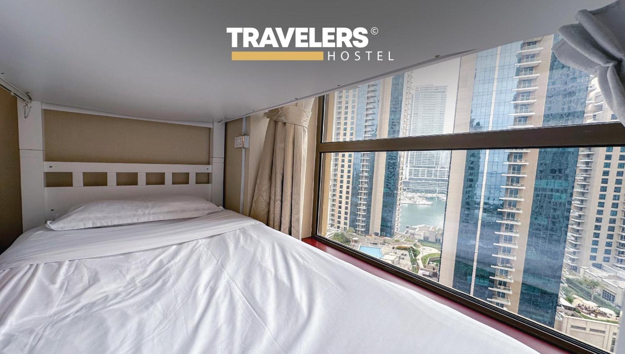 Travelers - Dubai Marina Hostel Eksteriør billede